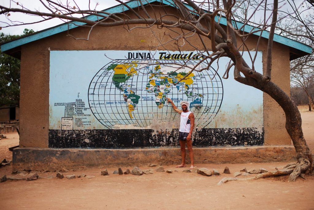 sosta durante una delle 27 maratone che ho corso attraverso la Tanzania nel 2015