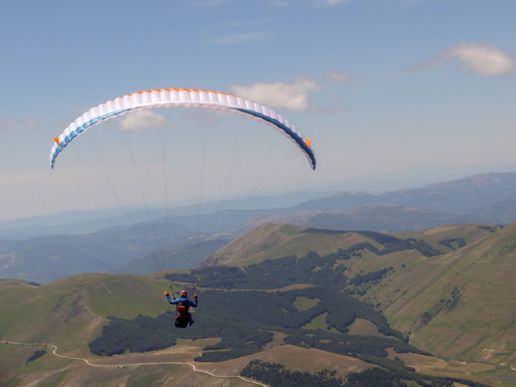 Parapendio a Castelluccio, foto Tamara Lunger