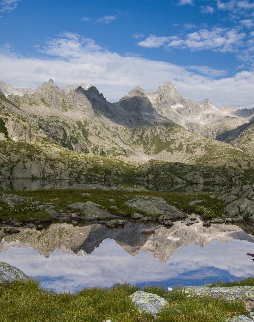 Ai piedi della Presanella - Foto FB Club Alpino Italiano