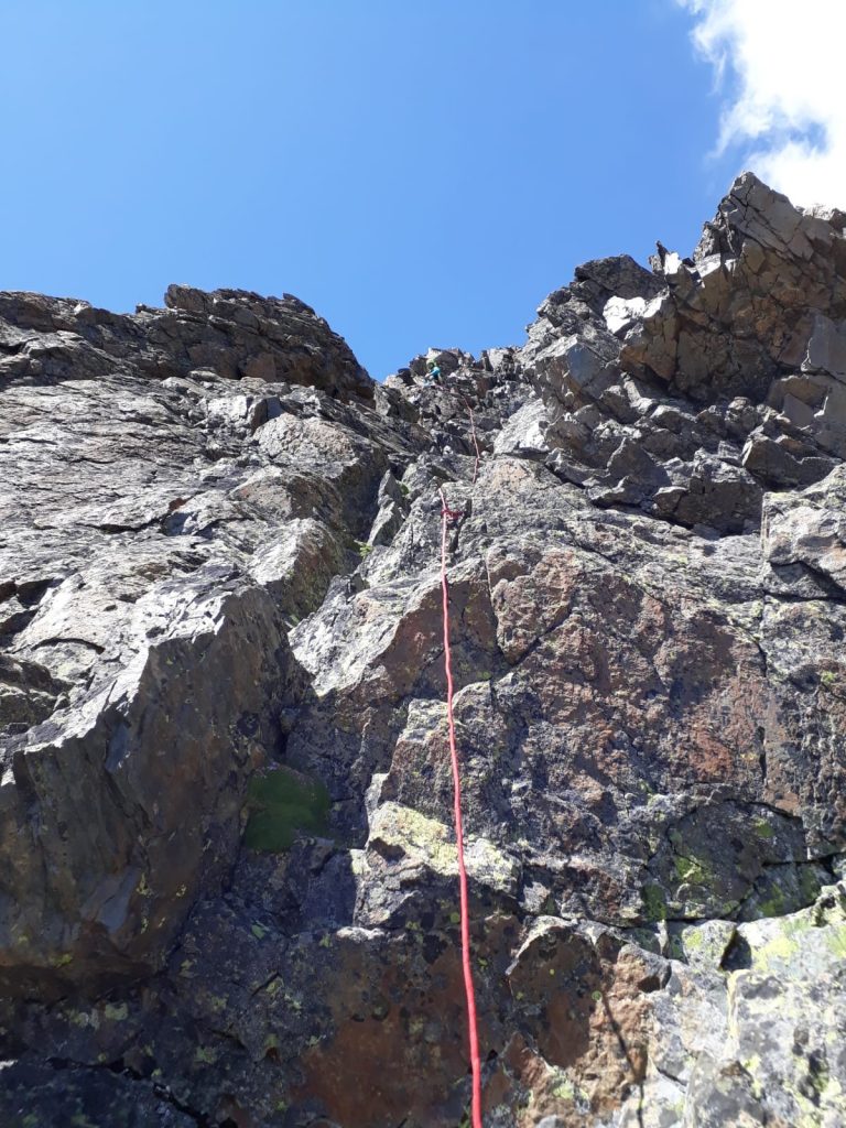 Intervento per il recupero del parapendista sulla Cresta del Brouillard. Foto @ CNSAS VdA
