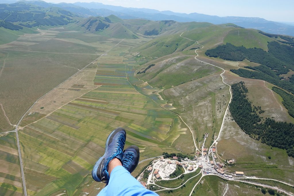 Parapendio a Castelluccio, foto Tamara Lunger