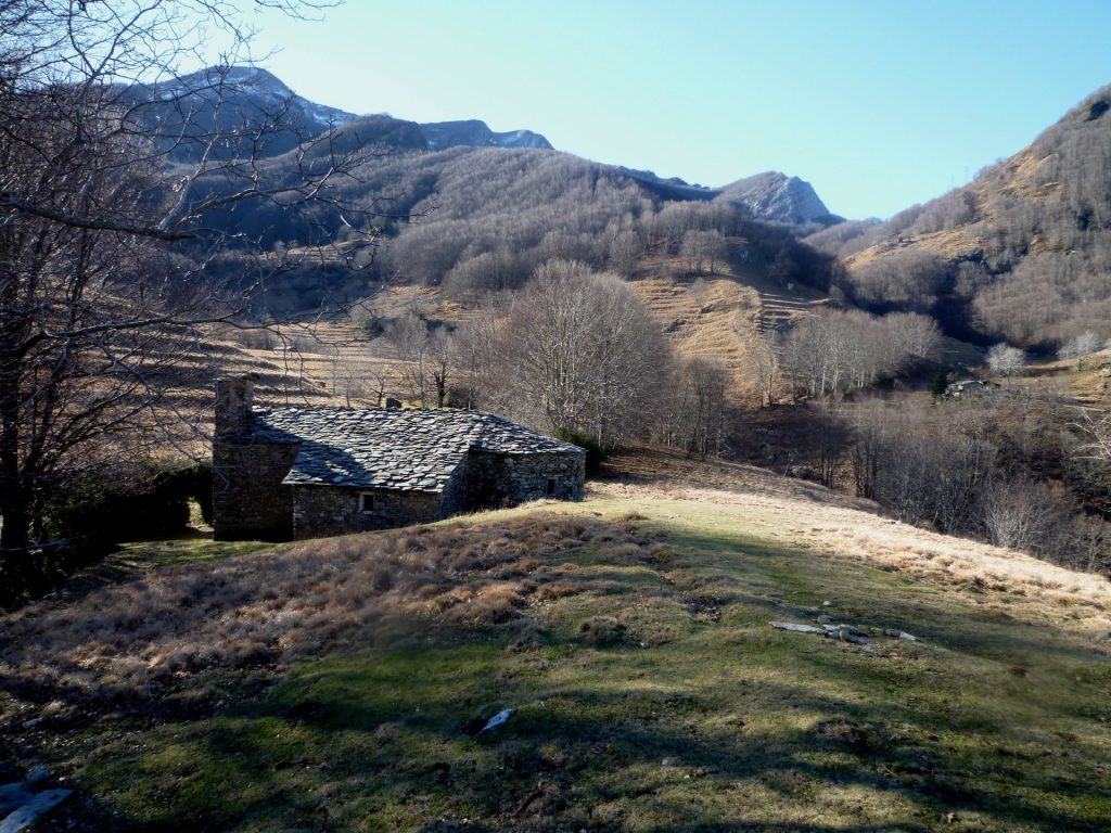 Alpi Apuane Meridionali, anello tra il Corchia e la Pania della Croce - Foto FB Club Alpino Italiano