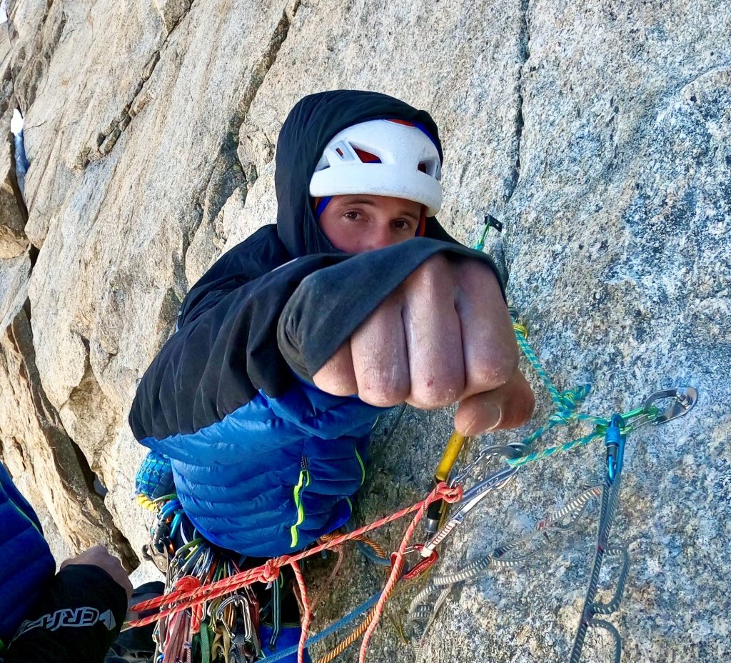 Il pugnetto di Matteo Pasquetto - Foto FB Matteo della Bordella