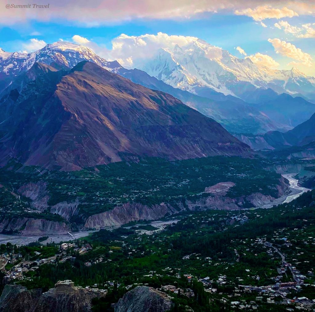 Tramonto su Karimabad, Hunza e Rakaposhi - Foto Instagram Summitclimb