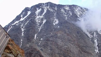 Photo of Monte Bianco. Allarme caduta massi nel couloir du Goûter