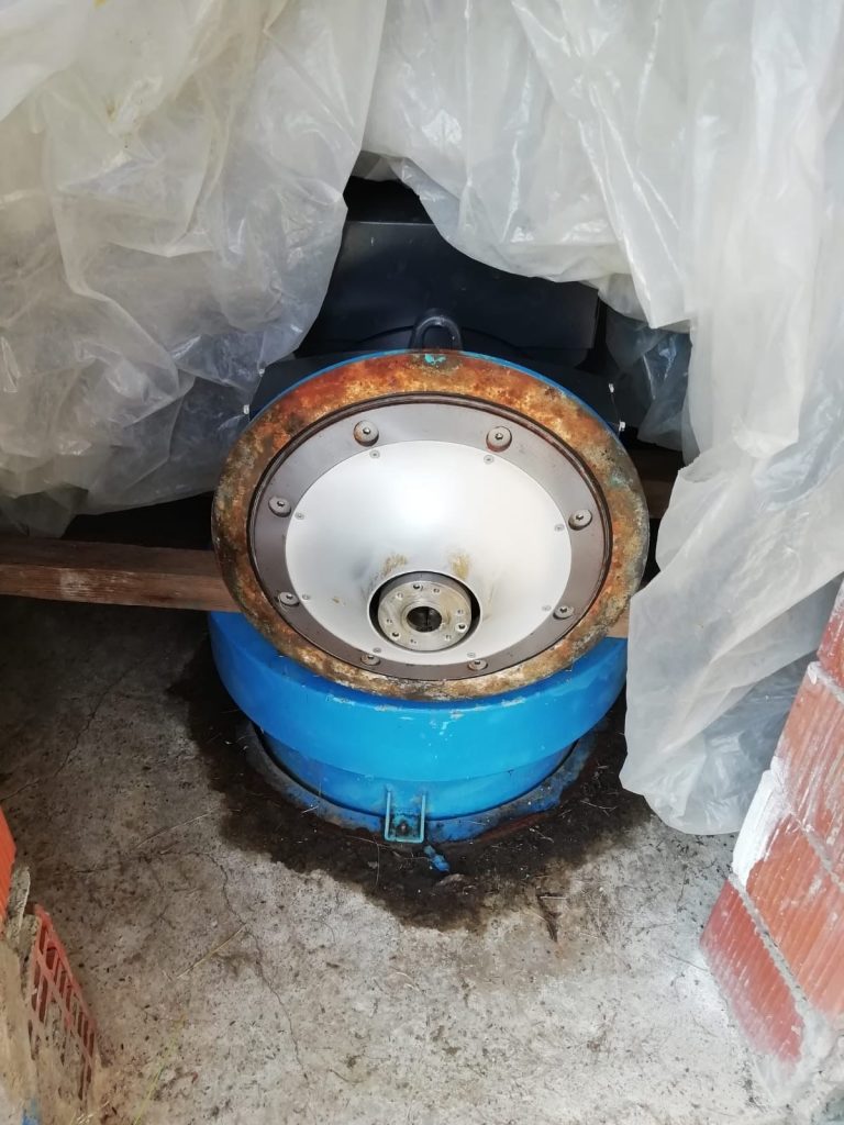 Danni al Rifugio Allievi Bonacossa - Foto FB CAI Milano