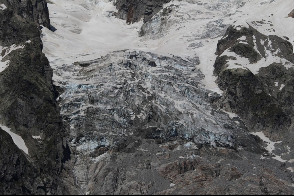 Il ghiacciaio di Planpincieux - Foto ANSA/FONDAZIONE MONTAGNA SICURA