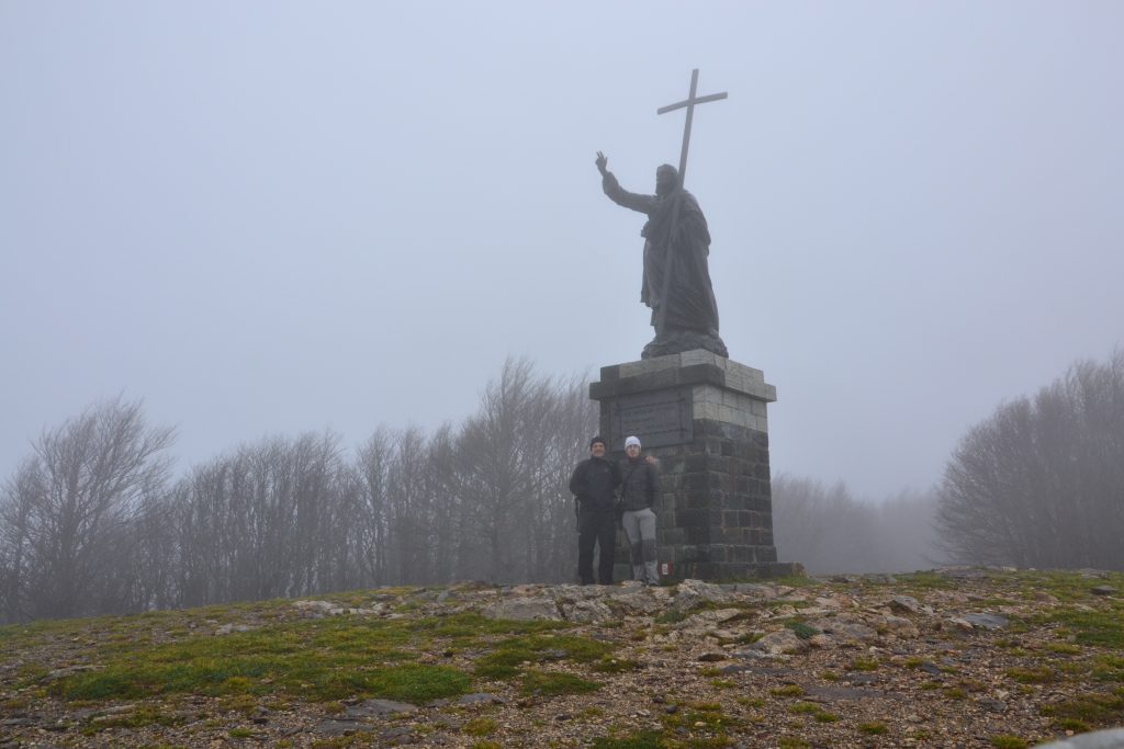 Sulla cima del Montalto, vetta più alta d