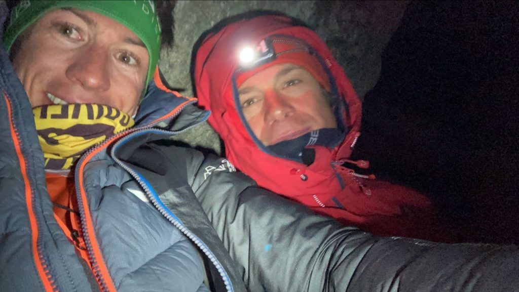 Durante il bivacco. Foto Cazzanelli-Ratti