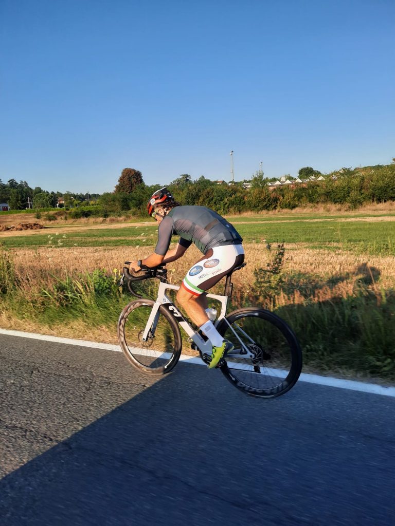 Partenza a pedali verso il Rosa - Foto Nico Valsesia