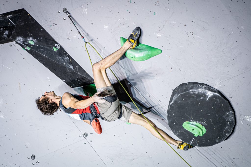 Adam Ondra nella Coppa del Mondo Lead di Briançon
