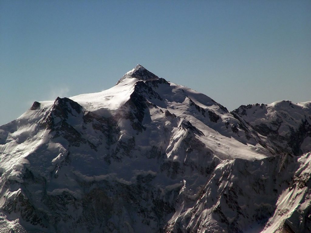 Parte sommitale del versante Rakhiot del Nanga Parbat - Foto Wikimedia Commons