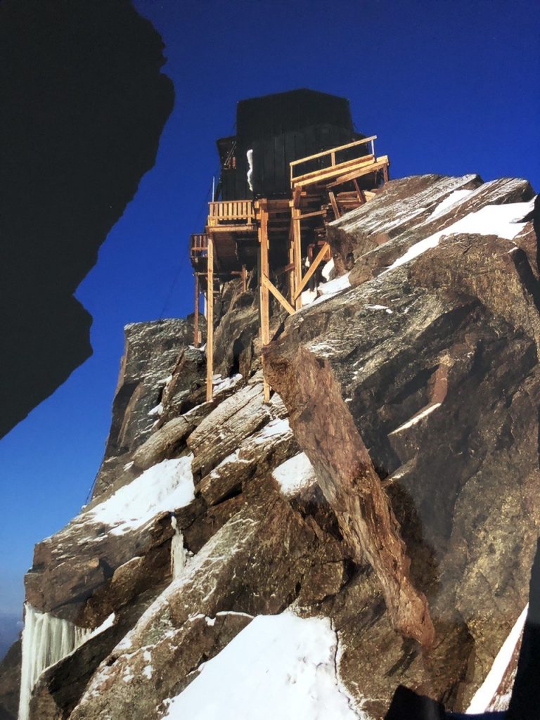 La Capanna vista dal basso. Foto arch. Torelli