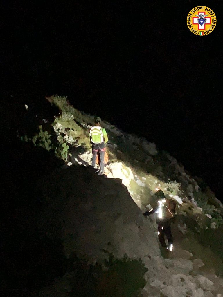 Recupero in notturna sul Baffelan - Foto CNSAS Veneto