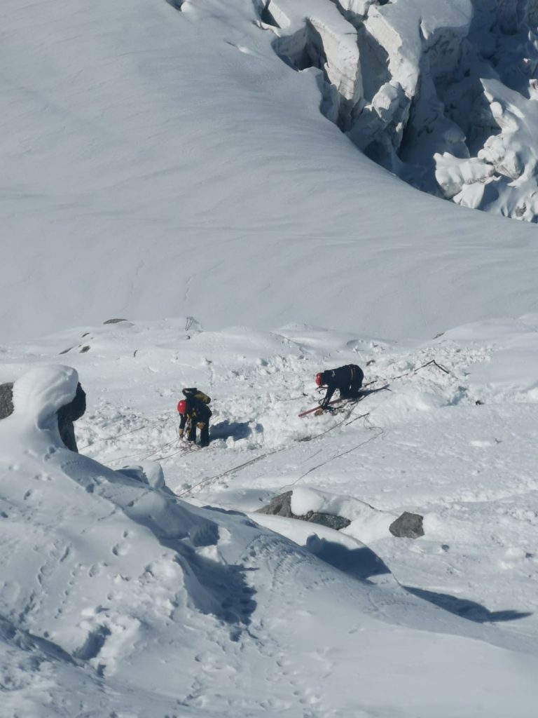 Pulizie sul Monte Bianco - Foto FB Mont-Blanc Natural Resort
