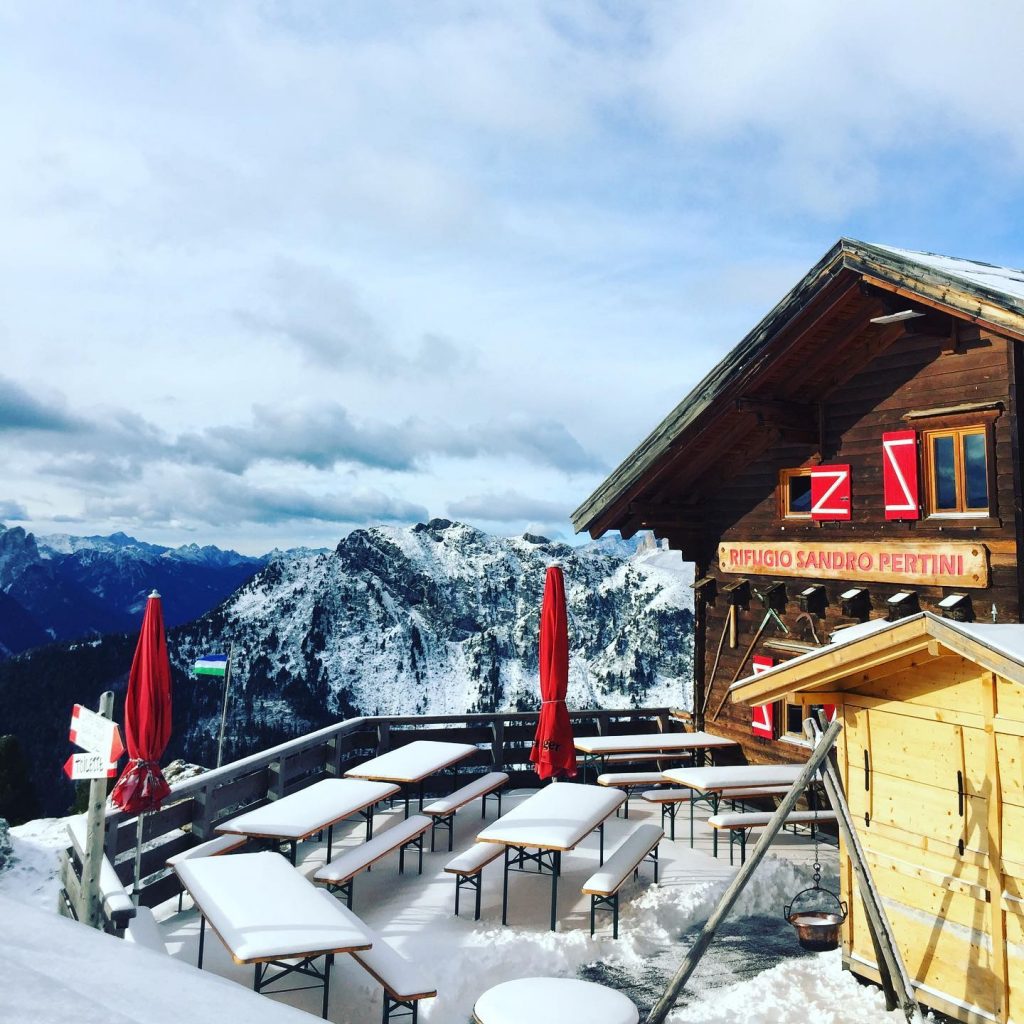 Rifugio Sandro Pertini, Campitello di Fassa - Foto FB Rifugio Sandro Pertini