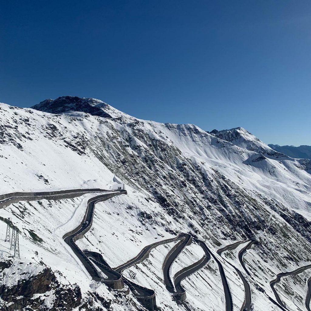 Neve sul Passo dello Stelvio - Passo Stelvio Stilfserjoch