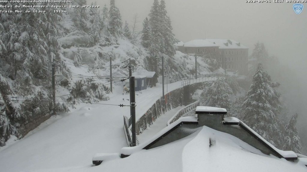 Monte Bianco, Chamonix, stazione di Montenvers - Foto FB Chamonix