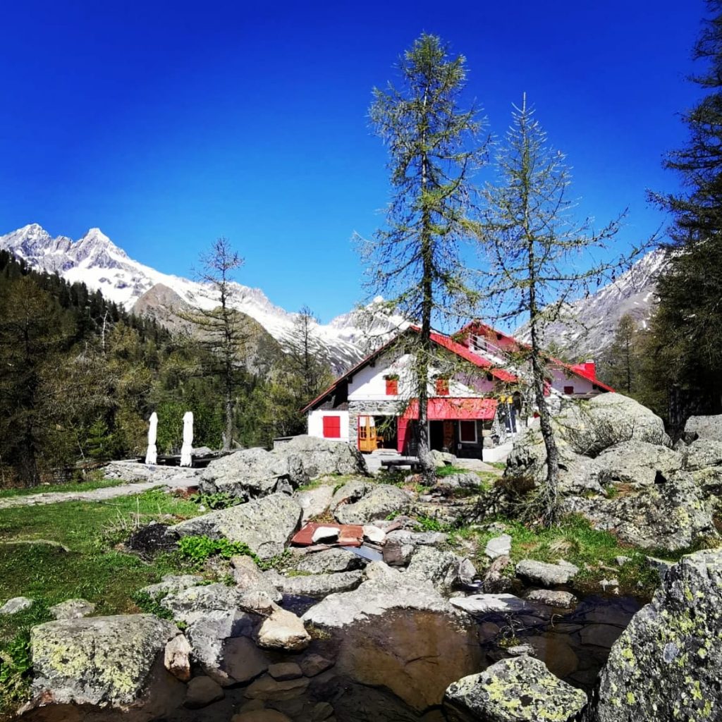 Rifugio Gerli Porro - Foto FB Rifugio Gerli Porro