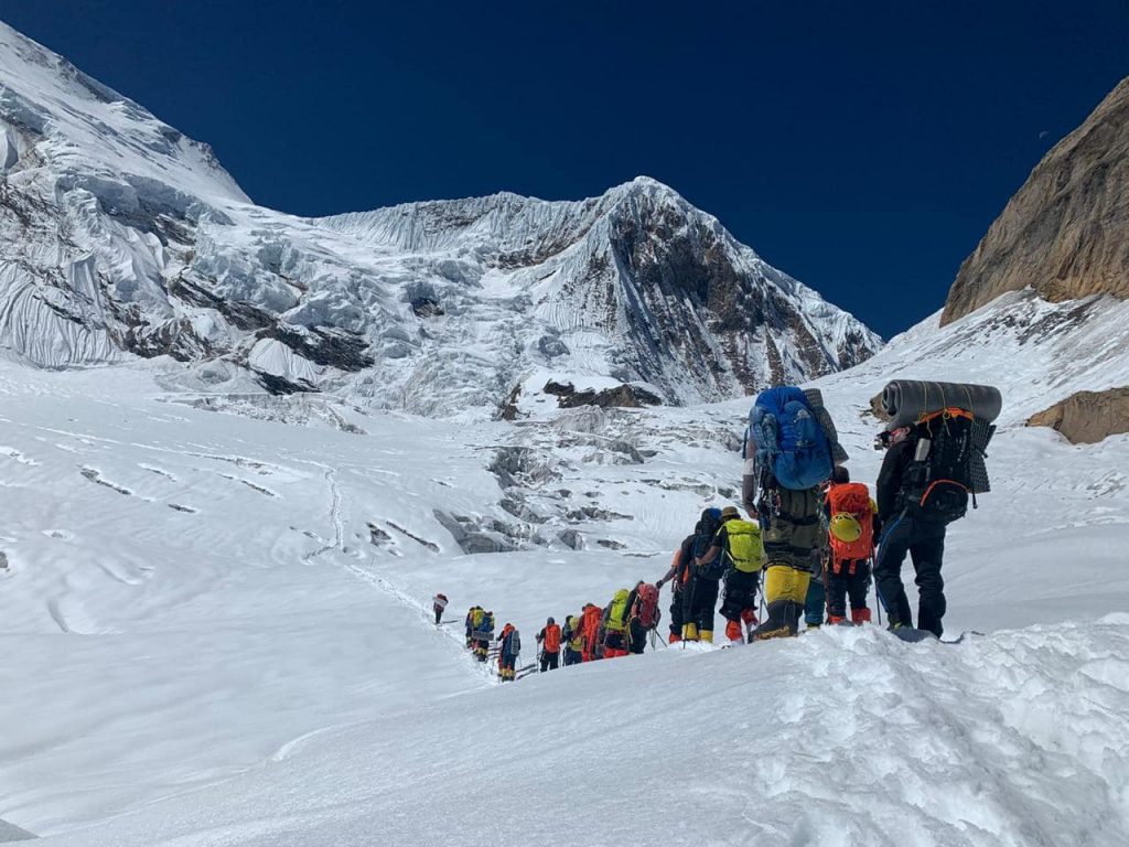 Si sale sul Manaslu - Foto FB Seven Summit Treks