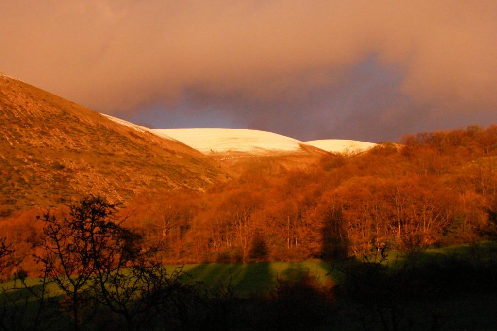 Paesaggi attorno al Rifugio di Cupi - Foto FB Rifugio escursionistico di Cupi
