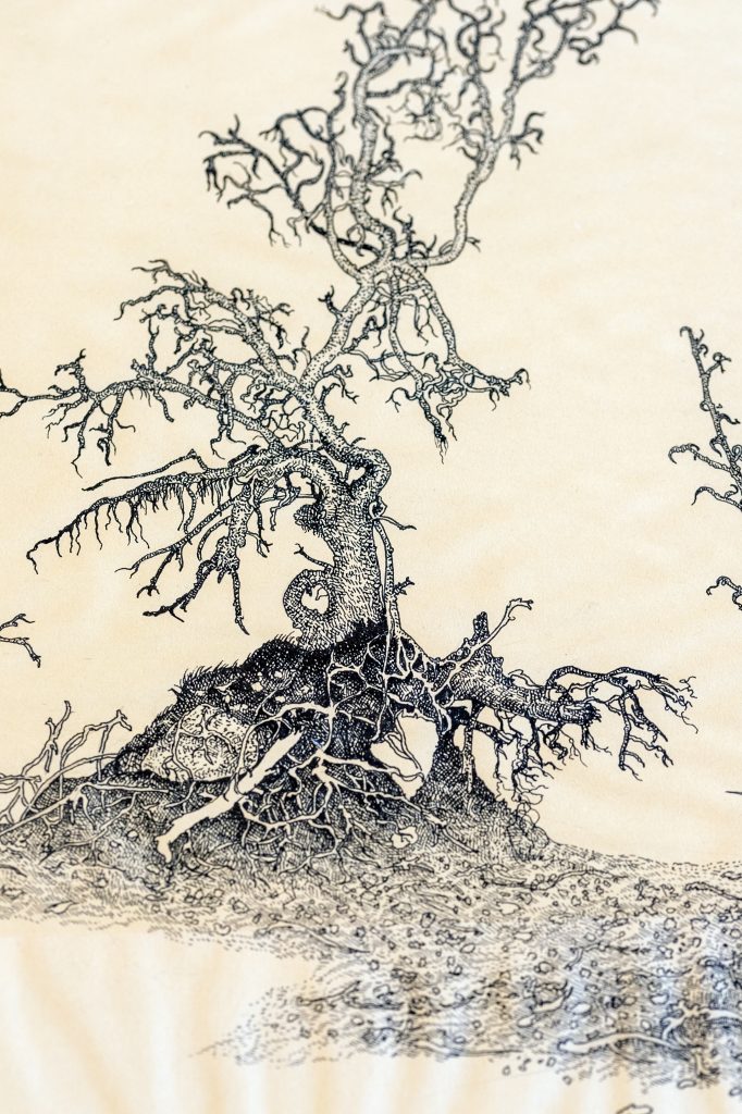 Cristiano Focacci Menchini, formazione, 2019, china su carta, 210 x 67 cm. Foto Giacomo De Donà