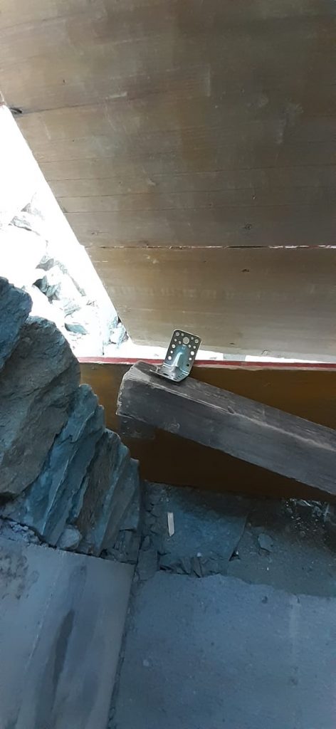 Manomissioni Buco di Viso