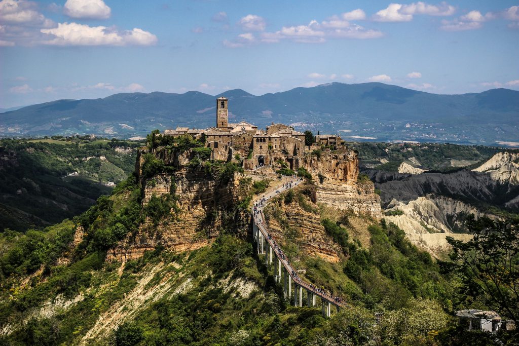 Civita di Bagnoregio (VT) - Foto Davide Dalese @Pixabay