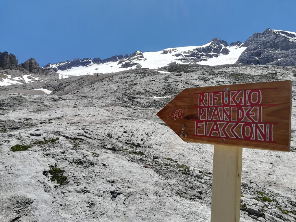 Foto FB Rifugio Pian dei Fiacconi
