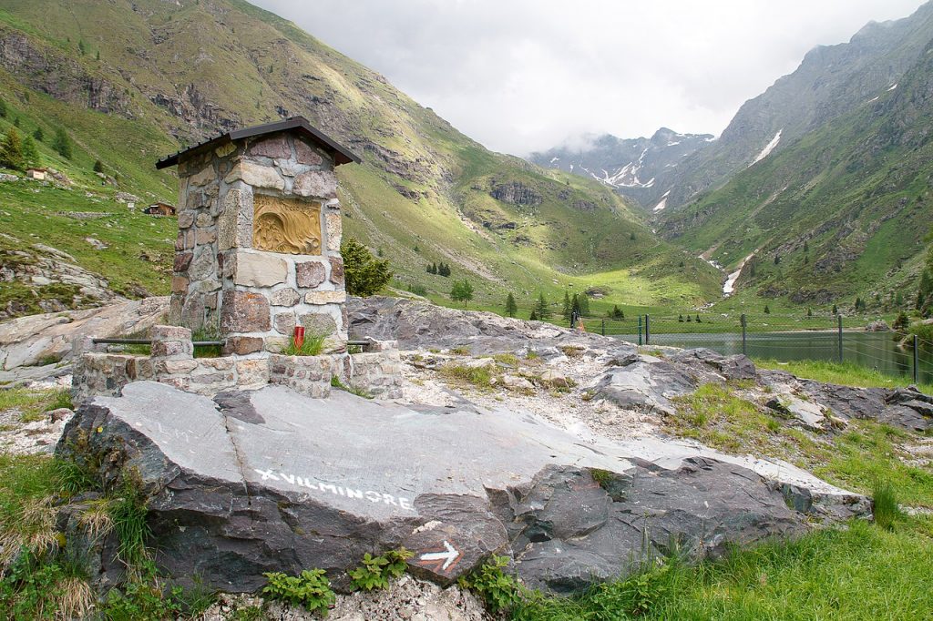 Il ricordo della tragedia del Gleno - Foto Wikimedia Commons Ph. itinerariodiviaggio