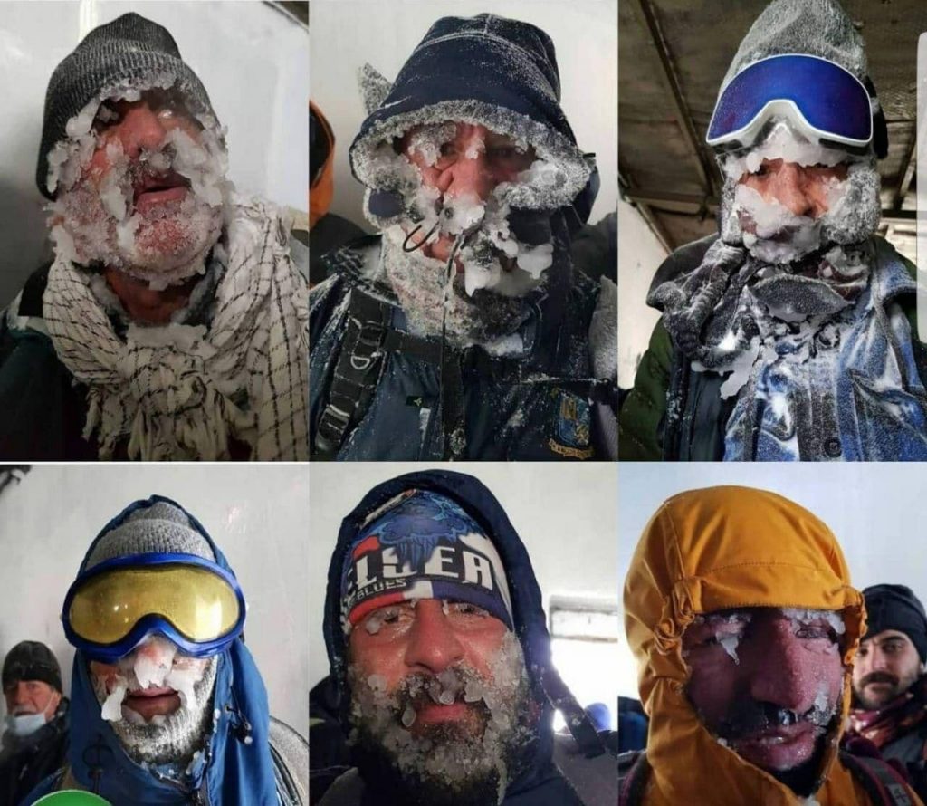 Alcuni degli sciatori recuperati dal Soccorso sui monti dell'Iran - Foto Iran Front Page