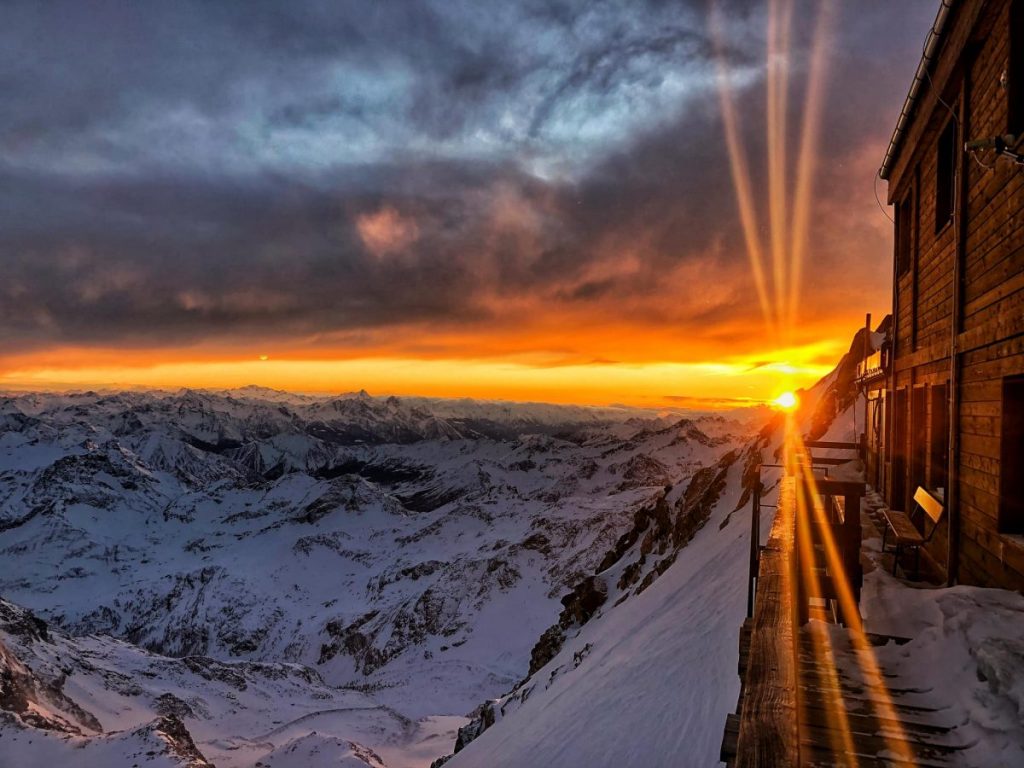 Incredibili fotografie dalla Capanna Gnifetti raccolte nell