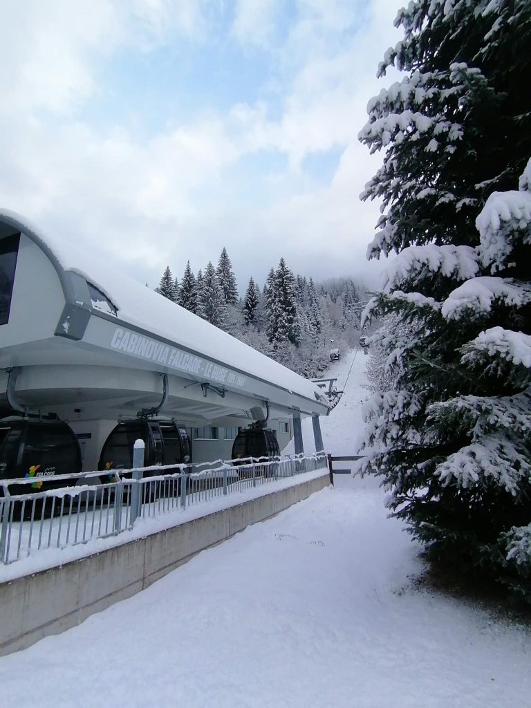 Falcade (BL) - Foto ANSA/ANTONELLA SCHENA