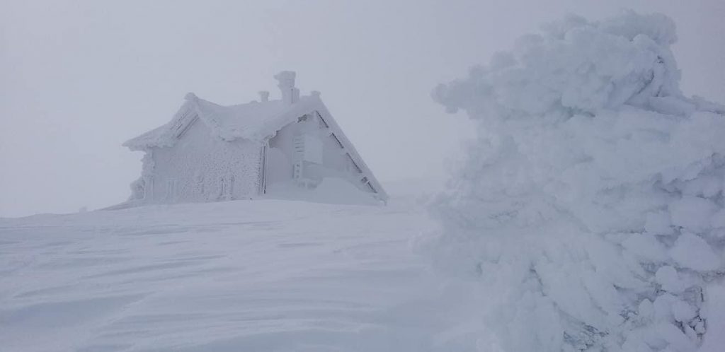Panorama da frozen attorno al Rifugio Altissimo - Foto Elisa Gabriella Scalzo