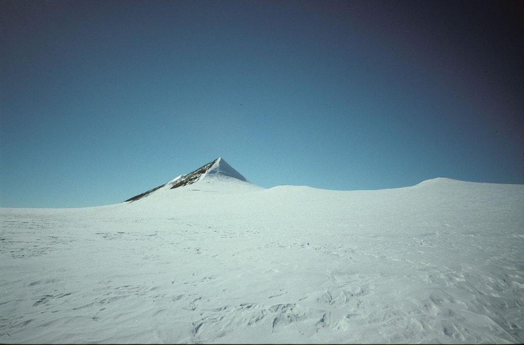 Janke Nunatak, Antartide - Foto Wikimedia Commons Ph. Euphro