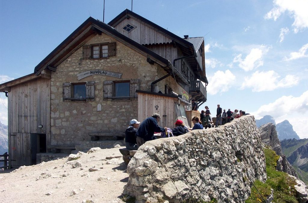 dolomiti ampezzane, rifugio nuvolau