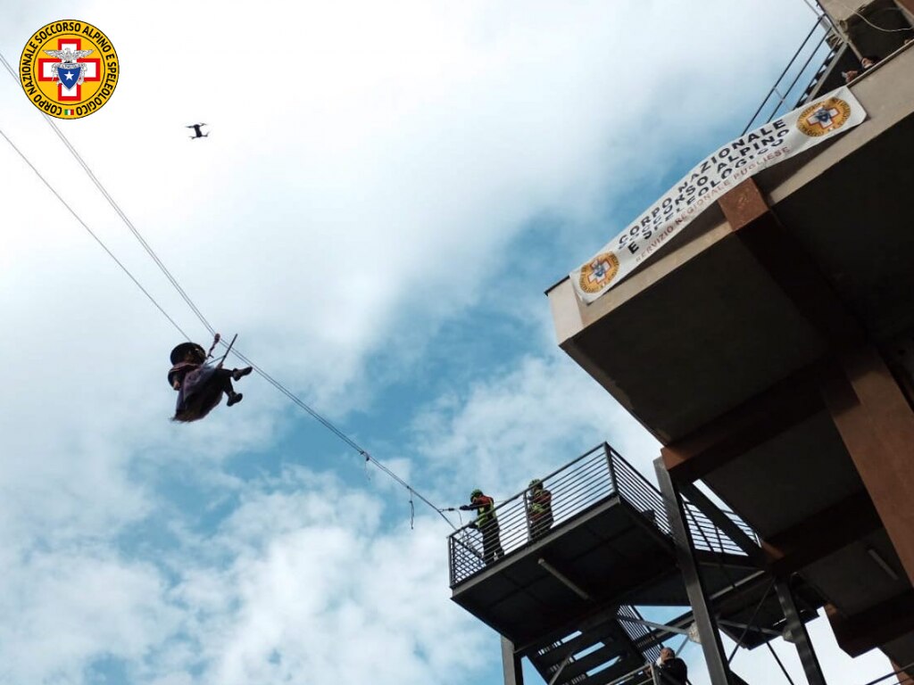 Befana a Taranto - Foto FB CNSAS Puglia