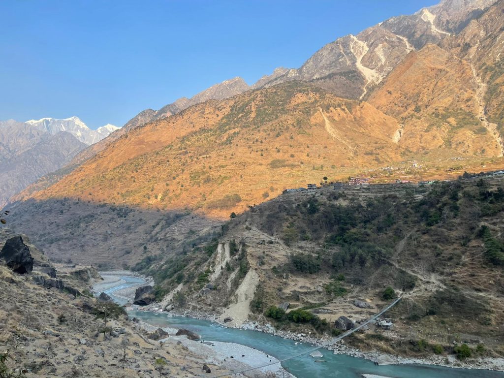 Verso il Cb. Foto @ Simone Moro