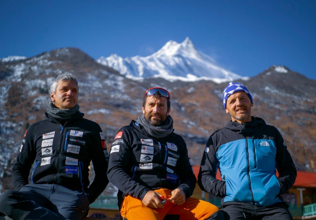 Verso il Cb. Foto @ Simone Moro