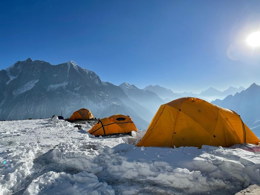 Manaslu CB. Foto @ Simone Moro