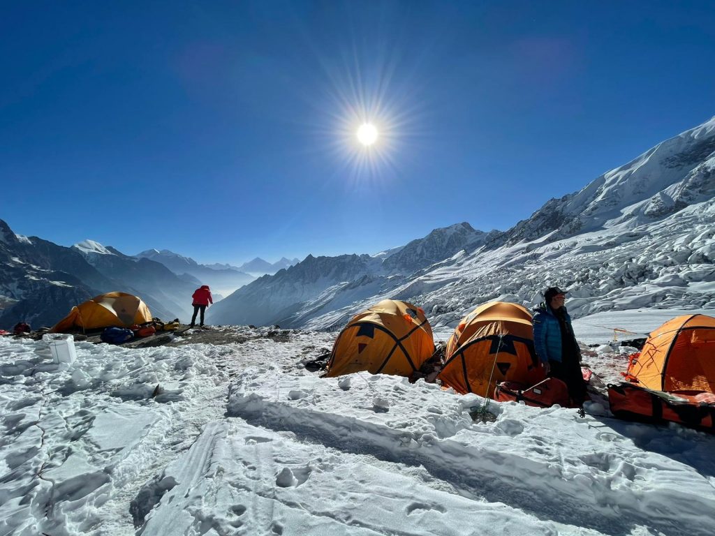 Manaslu CB. Foto @ Simone Moro