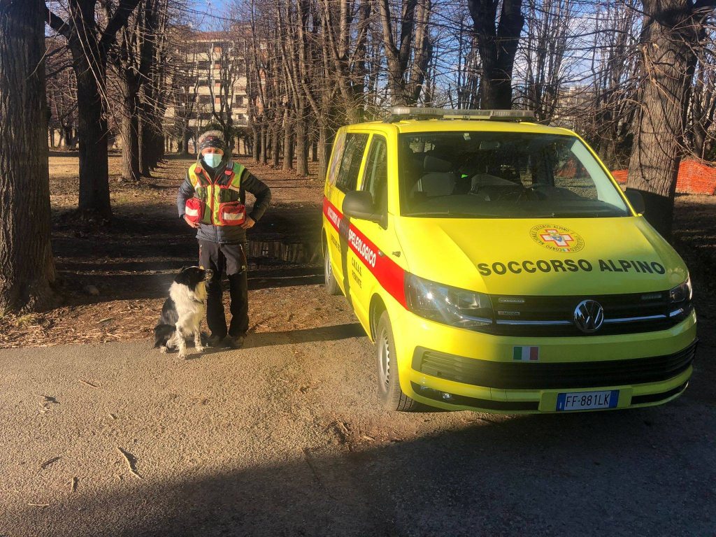 Unità cinofile piemontesi a supporto delle ricerche sul Velino - Foto FB CNSAS Piemonte