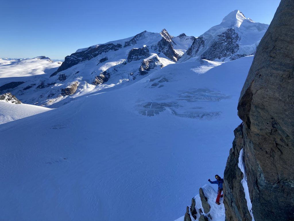 In salita lungo la Via Castiglia. Foto archivio Cazzanelli/Ratti/Perruquet