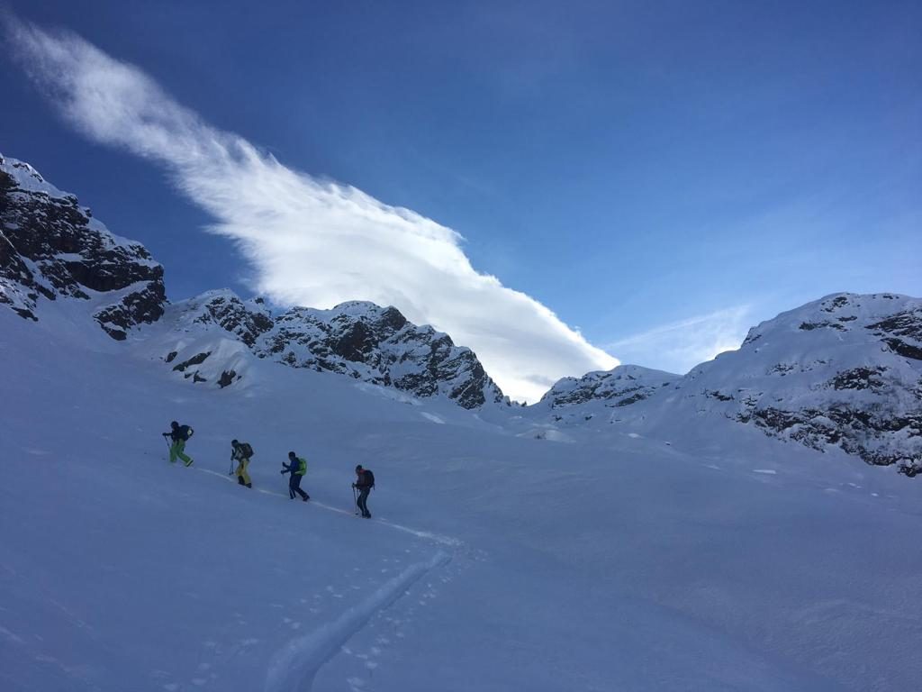 Salita in Valsesia. Foto Michele Cucchi