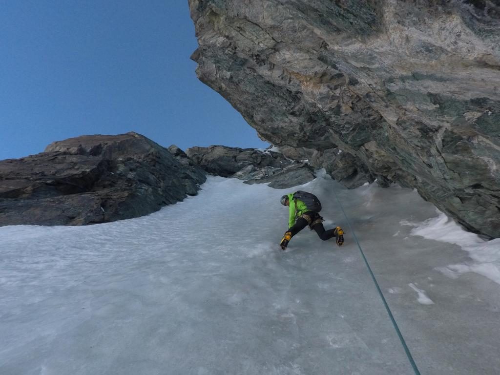 In salita lungo la Via Castiglia. Foto archivio Cazzanelli/Ratti/Perruquet