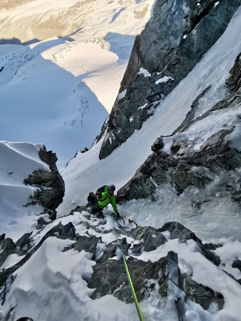 In salita lungo la Via Castiglia. Foto archivio Cazzanelli/Ratti/Perruquet
