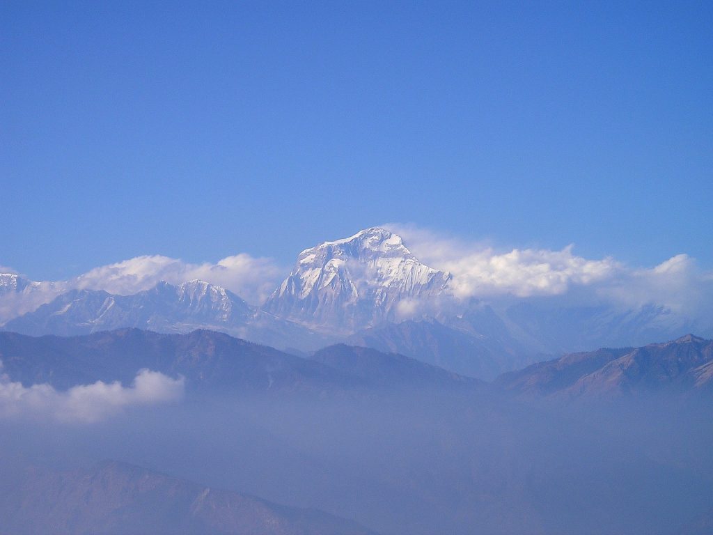 Vista sul Dhaulagiri. Foto wikimedia commons