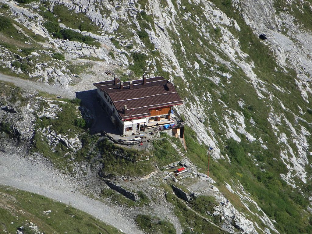 Rifugio Albani, Colere (BG) - Foto Wikimedia Commons Ph. Ago76