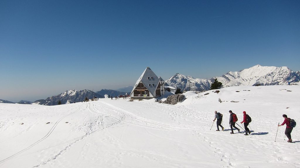 Rifugio Nicola, Piani di Artavaggio (LC) - Foto Wikimedia Commons Ph. Mænsard vokser