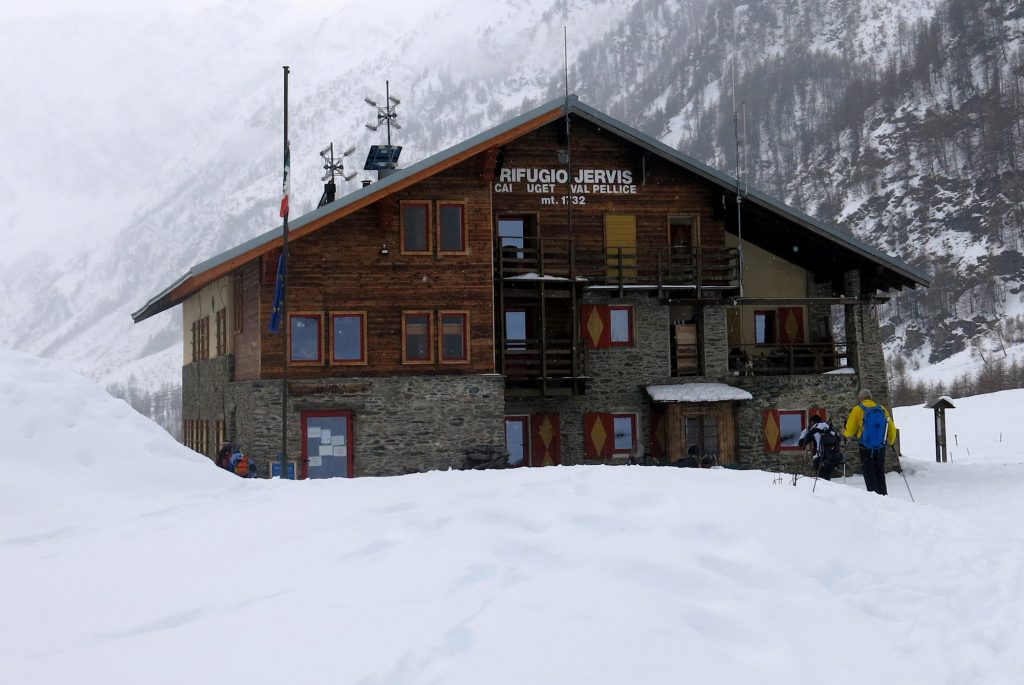 Il rifugio Willy Jervis in Val Pellice. Foto Giacomo Benedetti